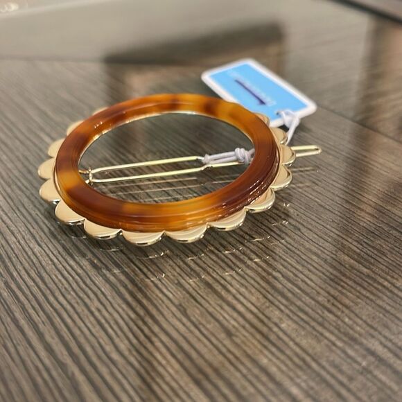 NWT Draper James Hair Barrette Hair Clip Round Flower Shape w/ Tortoise Shell main image 10